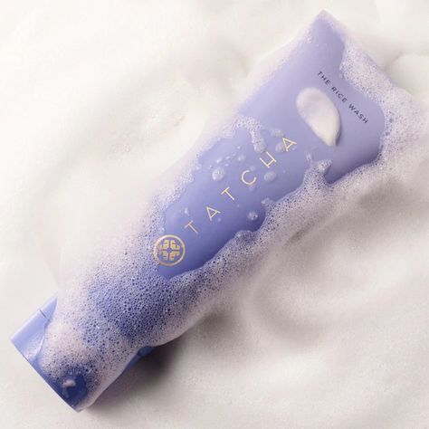 Tatcha Skincare, Powder Cleanser, Best Facial Cleanser, Creamy Rice, Best Face Wash, Facial Cleansers, Cream Cleanser, Dewy Skin, Soften Skin