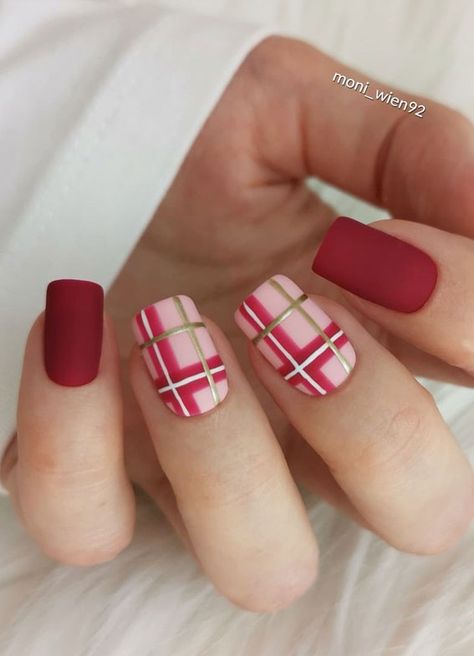 red plaid nails, tartan nails blue, tartan french nails, autumn nails, fall plaid nail designs, tartan nails, tartan nail foil, plaid nails coffin, plaid acrylic nails, gingham nails, plaid nail designs, fall nails 2021 Plaid Fall Nails, Plaid Nail Designs, Plaid Nail Art, Plum Nails, Fingernail Designs, Matte Nail, Fall Nail Art Designs, Cute Nails For Fall, Plaid Nails