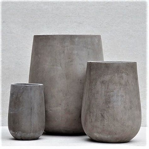 Cement Plant Pots, Modern Planters Outdoor, Vasos Vintage, Concrete Plant Pots, Plant Pot Design, Cement Color, Concrete Bowl, Wicker Planter, Concrete Vases