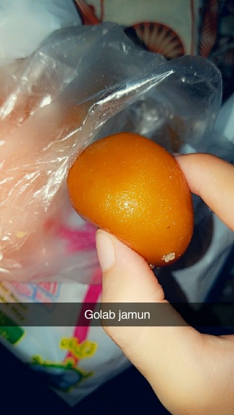 Rasgulla Snapchat Story, Gulab Jamun Snap, Gulab Jaman, Dpz Couple, Dairy Milk Chocolate Snap, Funny Vedios, Chocolate Tumblr, Delicious Food Image, Red Velvet Cupcakes Recipe