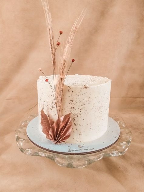 Wedding Cake 1 Layer Simple, Bolo Boho Chic Aniversario, Simple Boho Cake, Bolo Boho, Boho Cake, Boho Wedding Cake, Cake Models, Fresh Flower Cake, Fairy Cake