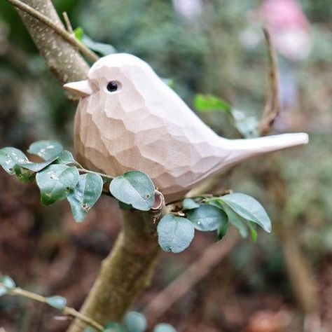 Hand Carved Wooden Bird Unpainted – Wooden Islands Creative Gifts For Friends, Diy Gift For Friends, Bird Carving Patterns, Wood Birds, Bird Diy, Whittling Ideas, Wooden Island, Wood Cube, Carved Wooden Birds