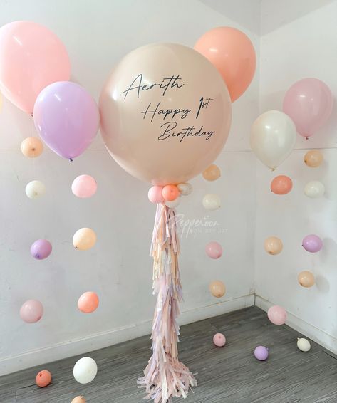 💕Guarantee that you’ll get the most instagrammable photos with our show-stopping bubble strands🫧 . . . . . #firstbirthday #girlbirthday #100dayscelebration #babycelebration #eventdesign #balloon #hongkong #balloonhk #birthdayballoon #hongkongkids #partydecorations #babyballoon #hkmom #hkkids #balloongarland #hkfamily Peace Sign Balloon, Baby Balloon, Happy 1st Birthdays, Balloon Garland, Birthday Balloons, Peace Sign, Event Design, Girl Birthday, 1st Birthday