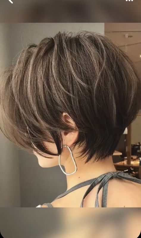 Short Blonde Haircuts, Gray Hair Cuts, Short Bob Haircuts, Short Hair Haircuts, Blonde Pixie, Short Hair With Layers, Trendy Short Hair Styles, Short Bob Hairstyles, Pixie Hairstyles