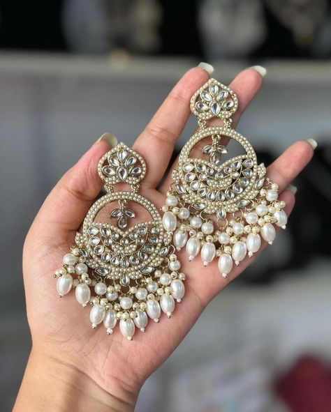 Varsha Ethnic Earrings ❤️ ₹499/- Free Shipping In India Dm us for orders Desi Things, Classy Quotes, Pretty Jewelry Necklaces, Fancy Jewellery Designs, Indian Jewelry Sets, Life Journey, Dior Makeup, Hand Bracelet, Handmade Fashion Jewelry