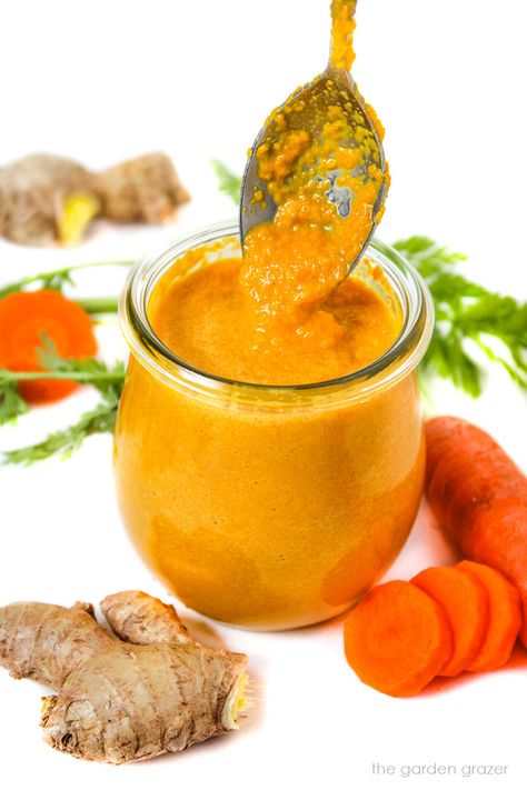 Ginger Miso Dressing, Miso Salad Dressing, Miso Salad, Vegan Salad Dressing Recipes, Oil Free Salad Dressing, Garden Grazer, Carrot Dressing, Carrot Ginger Dressing, Dressing Simple