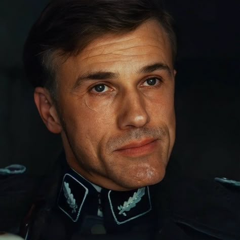 Christopher Waltz, World Was On Fire, Personal Financial Management, Hans Landa, Quentin Tarantino Movies, Inglorious Basterds, Inglourious Basterds, Star Wars Episode Iv, Christoph Waltz