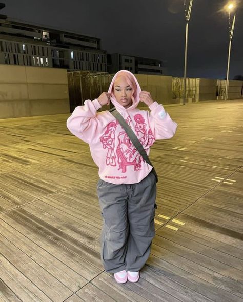 Women's aesthetic Women's fashion Women's outfit inspiration Pink Hoodie Pink sneakers fashion inspo outfit inspo How To Style Pink Hoodie, Pink Outfits Aesthetic Baddie, Pink Hoodie Outfit, Sweatpant Outfits, Pink Ripped Jeans, Girly Streetwear, Pink Outfits Aesthetic, Pink Streetwear, Street Style Aesthetic