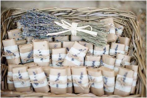 Lavender wedding favors | Image by Meredith Lord Photography, see more… Soap As Wedding Favors, Soap Bar Wedding Favors, Wedding Favor Packaging Ideas, Wedding Soap Favors Packaging, Soap Souvenir Wedding Favors, Soap Wedding Gift, Soap Favors Wedding, Soap Souvenir, Wedding Favor Soap