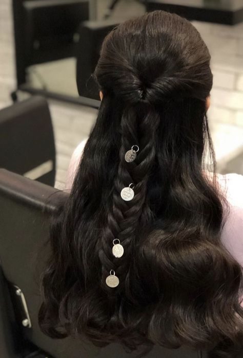 Hairstyles For Ramadan, Ramadan Hairstyles, Bender Oc, Water Bender, Space Hair, Grey Hair Dye, Engagement Hairstyles, Instagram Hairstyles, Simple Prom Hair