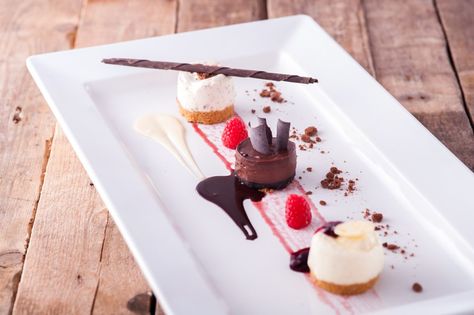 How To Plate Desserts Like A Pro, Fancy Dessert Plating Presentation, Trio Dessert Plating, Opera Cake Plating, Michelin Star Dessert, Cheesecake Fine Dining Plating, Italian Dinner Party Decorations, Trio Of Desserts, Plated Dessert