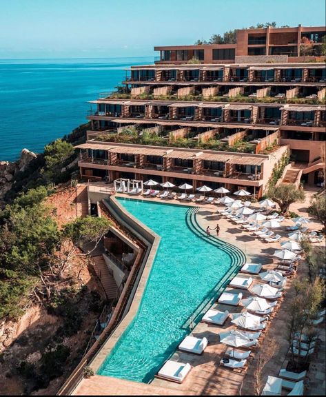 Sustainable Hotel, Green Industry, Paradise Falls, Six Senses, Hotel Inspiration, Ibiza Spain, Travel Comfort, Beautiful Hotels, Incredible Places