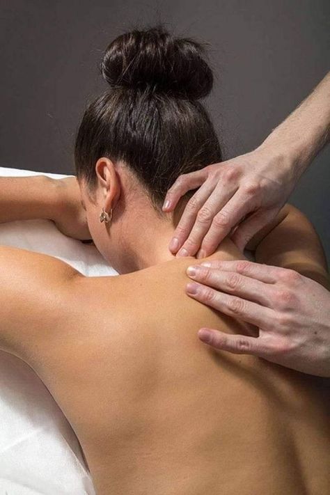 Massage Pictures, Massage Therapy Business, Pregnancy Massage, Reflexology Massage, Therapeutic Massage, Skin Care Clinic, Thai Massage, Massage Room, Full Body Massage