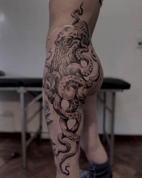 Octopus Hip Tattoo Large Octopus Tattoo, Drew Core, Octopus Thigh Tattoos, Best Tattoo Ideas For Men, Octopus Tattoo Sleeve, Thigh Tattoo Men, Kraken Tattoo, Tattooed Man, Cherry Tattoos