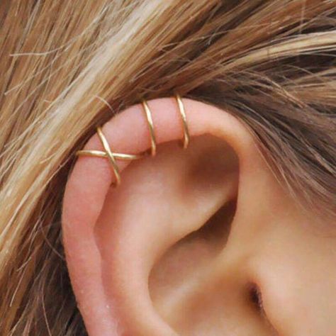 Smarter Shopping, Better Living! Aliexpress.com Ušný Piercing, Simple Ear Cuff, Leaf Ear Cuffs, Minimalist Ear Cuff, Cartilage Ear Cuff, Faux Piercing, Piercing Cartilage, Cute Ear Piercings, Wrap Earrings