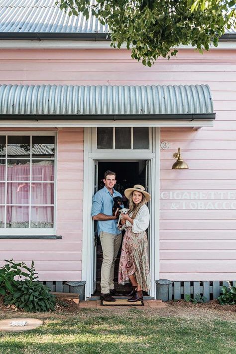 Big Bathroom Design, Pink House Exterior, Country Style Magazine, Weatherboard House, Concrete Interiors, Corner Shop, Pink Cottage, Cottage Exterior, Corner Store