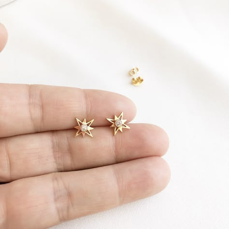 Gold Earrings For Kids, Small Earrings Gold, Ear Tops, Earrings For Kids, Antique Gold Earrings, Simple Gold Earrings, Modern Gold Jewelry, Earrings Star, Star Stud Earrings