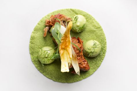 From Mexico City, the Only Taco Recipe You'll Ever Need - Condé Nast Traveler Taco Plating, Mexico Moodboard, Gourmet Tacos, Michelin Star Food, Taco Recipe, Fine Dining Recipes, Molecular Gastronomy, Star Food, Food Garnishes