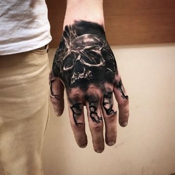 Top 99+ tatuaje de calavera en la mano