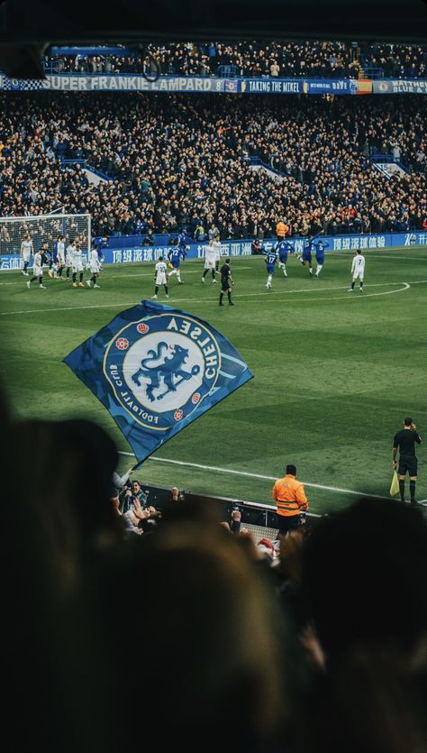 Premier League Aesthetic, Chelsea Aesthetic Wallpaper, Chelsea Fc Aesthetic, Chelsea Aesthetic, Real Madrid Game, Levi Colwill, Chelsea Game, Football Chelsea, Chelsea Football Club Wallpapers