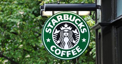 History of Starbucks and the Technology Building Its Future Minuman Starbucks, Best Stocks To Buy, Open Restaurant, Starbucks Locations, Healthy Starbucks Drinks, Fast Food Places, Starbucks Rewards, Starbucks Barista, Quitting Job