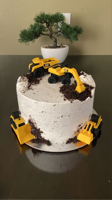 3rd Birthday Construction Theme, Less Sweet Buttercream, Cake 3rd Birthday, Birthday Construction Theme, 3rd Birthday Construction, Digger Birthday Cake, Easy Moist Chocolate Cake, Construction Theme Cake, Excavator Cake