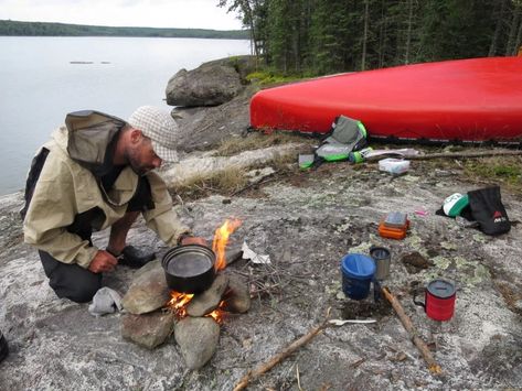 Different Strokes: Expedition Canoeing - Men's Journal Trip Hacks, Different Strokes, Ontario Parks, Canoe Camping, Trip Outfit, Canoe Boat, Trip Packing, Kayak Camping, Camping Destinations