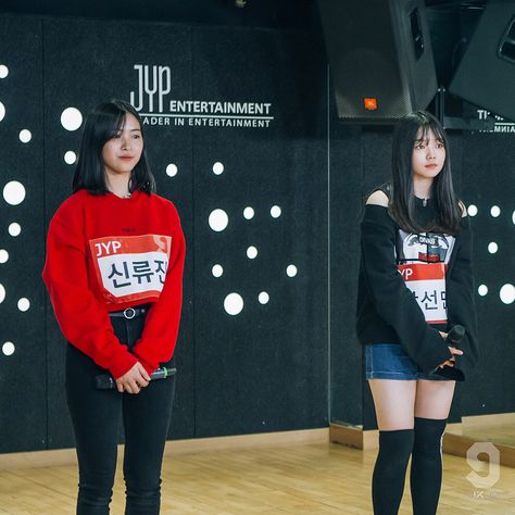 JYP reveals two female trainees and everyone is already obsessed — Koreaboo Yang Hyun Suk, Music Contest, Jyp Trainee, Olivia Hussey, Career Motivation, Team 2, Bts Love Yourself, Kpop Entertainment, Stop Talking