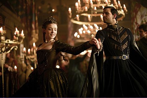 Photo of Sarah Bolger as Mary Tudor for fans of Tudor History. Tudor Wallpaper, The Tudors Tv Show, Tudor Series, Princesa Elizabeth, Mary Tudor, Tudor Dress, Sarah Bolger, Tudor Fashion, Tudor Dynasty