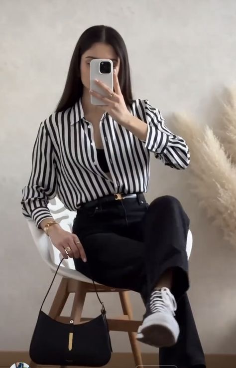 Outfit Formal Juvenil, Outfit Formal Casual, Semi Formal Mujer, Outfit Formal Mujer, Slacks Outfit, Outfits Juvenil, Classic Style Outfits, Elegante Casual, Stylish Work Outfits