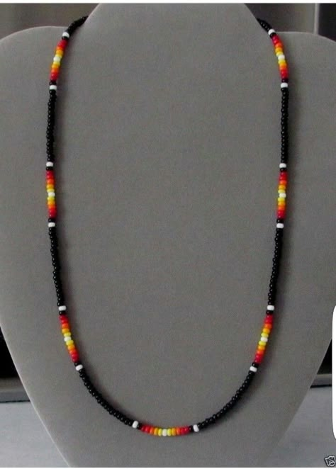 Native Necklace, Anting Manik, Sideways Initial Necklace, Beaded Necklace Diy, Beaded Jewelry Patterns, A Necklace, Seed Bead Jewelry, Precious Jewelry, Jewelry Patterns