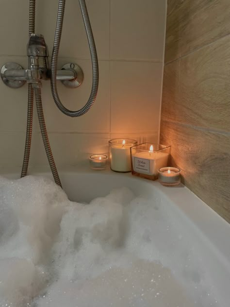 Bath Bubbles, Aesthetic Bath, Bath Aesthetic, Reach Goals, Sunday Reset, Nighttime Routine, Bathroom Aesthetic, Manifesting Vision Board, Night Time Routine