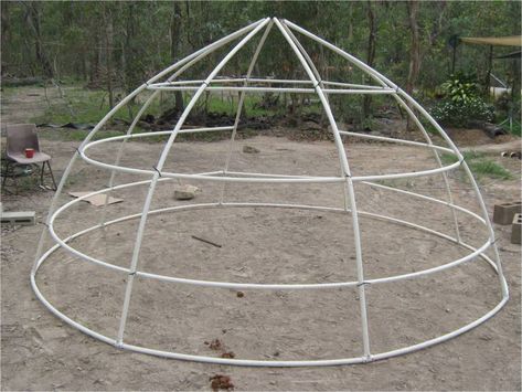 Geodesic Dome Plans, Plastic Bottle Greenhouse, Garden Igloo, Geodesic Dome Greenhouse, Pool Pergola, Dome Greenhouse, Dome Building, Patio Deck Designs, Above Ground Pool Landscaping