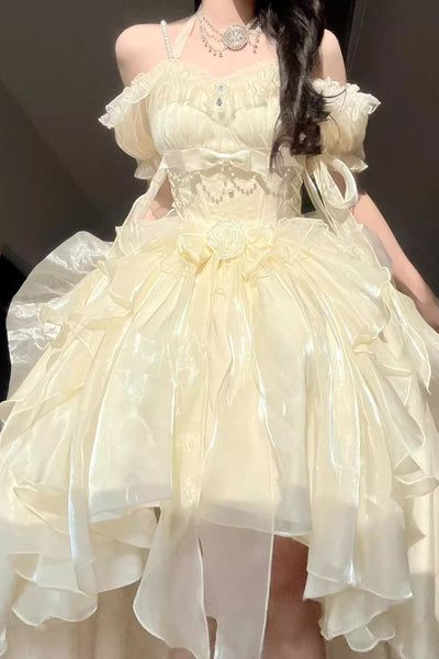 Flower Wedding Dress, Gothic Princess, Wedding Dresses With Flowers, Fairytale Dress, Sling Dress, Flower Wedding, Really Cute Outfits, Lolita Dress, Gothic Lolita