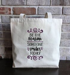 Como hacer tus propias bolsas ecologicas de tela - Manualidades para hacer en casa Camping Tote, Cotton Shopping Bags, Quote Tote Bag, Bag Quotes, Quote Tote, Meant To Be Quotes, Happy Thanksgiving Quotes, Thanksgiving Quotes, Canvas Quotes