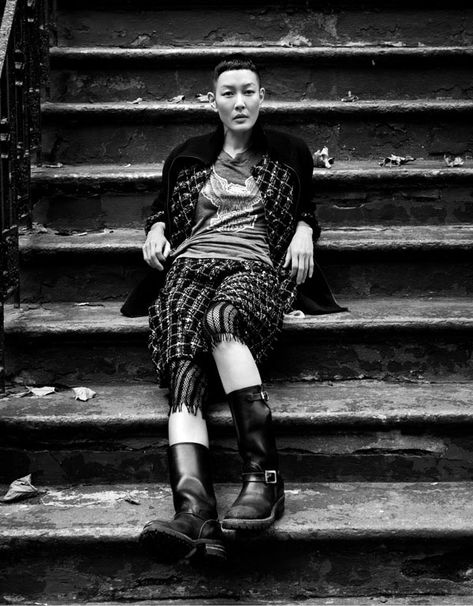 Jenny Shimizu picture Jenny Shimizu, Pixie Crop, Chanel Haute Couture, Old Fashioned Recipes, Martin Margiela, Tomboy Fashion, Fashion 2017, Parisian Style, Editorial Fashion