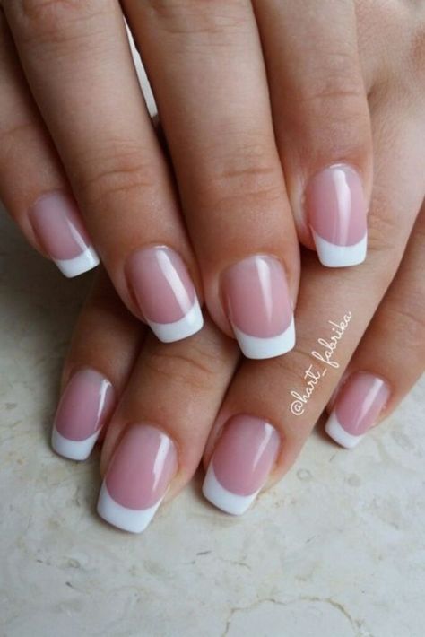 French Manicure Squoval, French Manicure Couleur, French Manicure Gel Nails, French Tip Gel Nails, Pink Tip Nails, Gel Nails French, Gel French Manicure, Nails Designs Short, Nail Art Simple