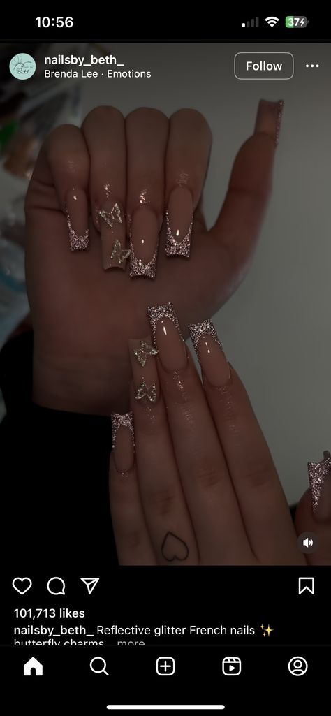 Year 10 Formal Nails, Birthday Nails 14th, Simple Nails For Graduation, Senior Nails Ideas 2025, 13th Birthday Nails Ideas, Nails For 13th Birthday, Butterfly Gem Nails, Simple Square Nail Designs, Nails For 12 Yrs Old