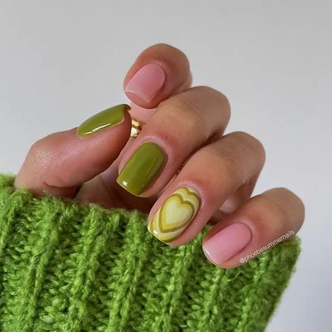 Matcha Latte Nails Are the Creamy New Manicure Trend Taking Over Our Feeds Pale Nails, Do It Yourself Nails, Nails Basic, Camouflage Nails, Green Nail Art, Square Nail, Nails Natural, Green Nail Designs, Cute Spring Nails