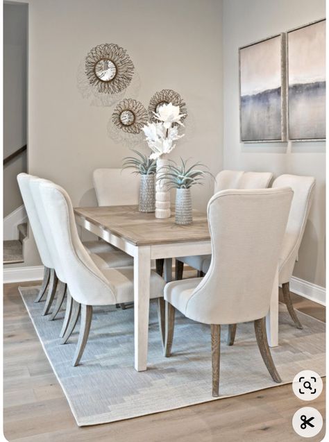 Dining Room Ideas Aesthetic, Dining Room Decor Modern Classy Simple, Cute Dining Room Ideas, Small Apartment Dining Room, Dining Table Decor Centerpiece, Villa Hills, Living Room Panelling, Dining Room Decor Modern, Neutral Dining Room