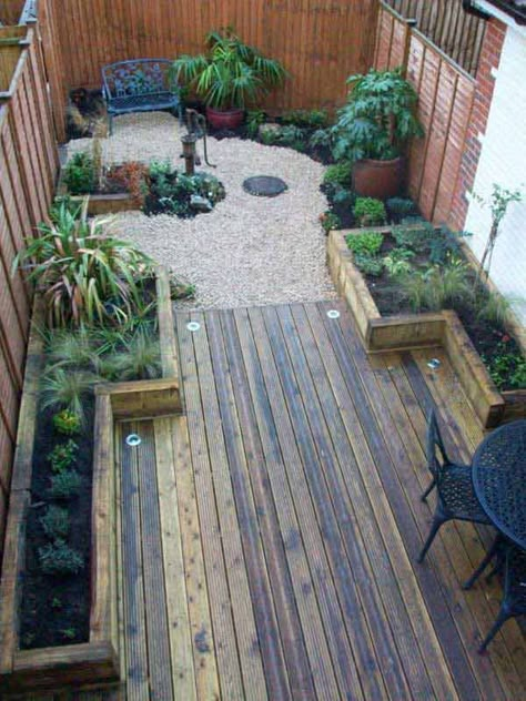 18 Beautifully Creative Landscaping Ideas For Narrow Outdoor Places homesthetics decor (10) Small Backyard Garden, Taman Air, Narrow Garden, Small Courtyard Gardens, Small Backyard Gardens, Landscape Designs, Dry Creek, Small Yard, Backyard Garden Design