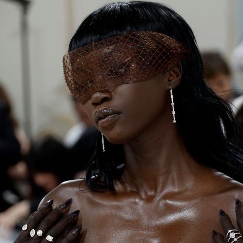 Anok Yai Met Gala, Anok Yai, A Woman, Skin, Hair, On Instagram, Instagram, Black