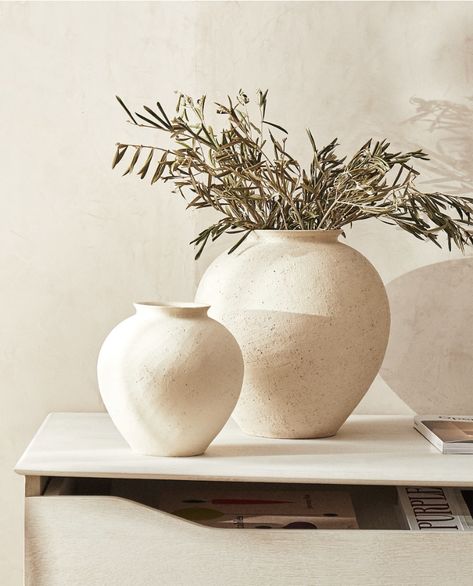 Vase Deco, Stone Vase, White Ceramic Vases, Keramik Vase, Home Decor Vases, White Vases, Large Vase, Zara Home, House Inspiration