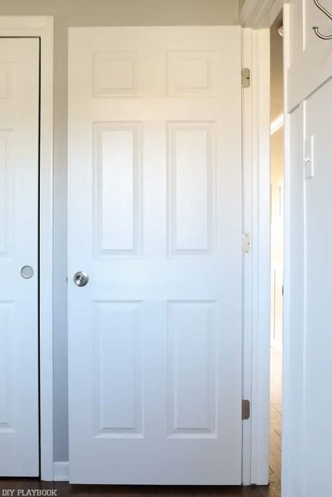 DIY Ideas to Replace Over-the-Door Hooks & Mirrors | The DIY Playbook 70s Living Room Decor, Bathroom Door Hooks, 6 Panel Door, Clever Closet, Rental Bathroom, Diy Hooks, Over The Door Hanger, Hollow Core Doors, Diy Playbook