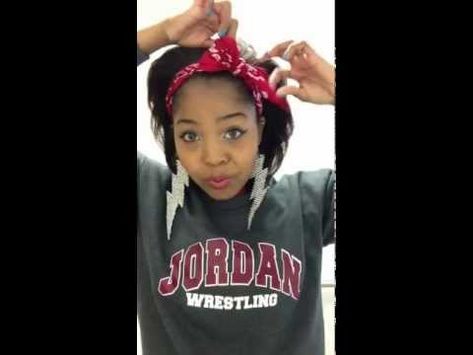 How to tie a cute bow around your head mad from a bandana! -Bandana (your choice of pattern or color) -Bobby Pin Tie A Bandana, Bandana Hairstyles Short, How To Tie Bandana, Bandana Bow, Curls For The Girls, Bandana Styles, Bandana Hairstyles, Short Black Hairstyles, Cute Bow