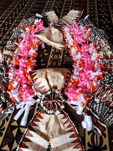 Fijian Salusalu by Sisikakala Creatives ✨️ Fiji Culture Aesthetic, Fijian Aesthetic, Fijian Salusalu, Fijian Culture, Fijian Flag, Fiji Culture, Island Culture, She Is, Fiji Islands