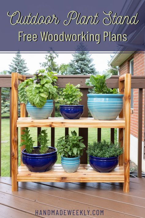 Free build plans for a DIY outdoor plant stand made from a single cedar 4x4 and four cedar fence pickets. Make this plant stand for under $40 USD in lumber. #woodworking #diyfurniture #cedarplantstand #outdoorplantstand #diypatio #diyplantstand #buildplans Diy Plant Stand Outdoor, Diy Outdoor Plant Stands, Plant Stands Diy, Outdoor Plant Stand, Plant Stand Ideas, Elevated Garden, Tattoo Plant, Porch Plants, Plant Stands Outdoor