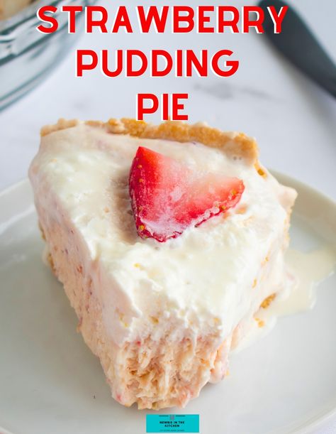 Strawberry Pudding Pie. Easy Strawberry Pudding Pie is a delicious chilled dessert using fresh strawberries, vanilla pudding and whipped cream filled in a crisp graham cracker crust. Quick to make and always popular! Strawberry Pudding Pie, Vanilla Pudding Pie, Graham Cracker Dessert, Cool Whip Pies, Pudding Pie Filling, Strawberry Things, Strawberry Cream Pies, Strawberry Pudding, Creamy Pie