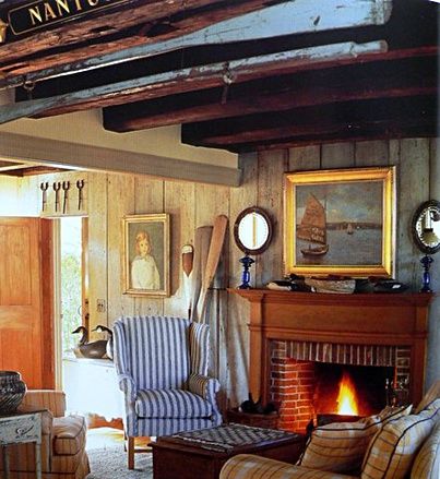 New England Style Living Room, Nantucket Decor, Nautical Home Decorating, Nantucket Cottage, Nautical Living Room, Living Room Coastal, Deco Marine, Nantucket Style, Sea Captain