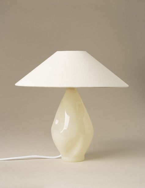 Conical Lamp, Beige Beige Lamps, Ceramic Furniture, Marble Furniture, Coffee Table Desk, Table Lamp Design, Luminaire Design, Modern Glass, Glass Table Lamp, Small Vase